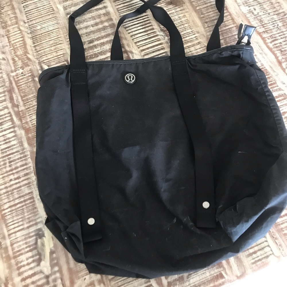 Lululemon beach bag!